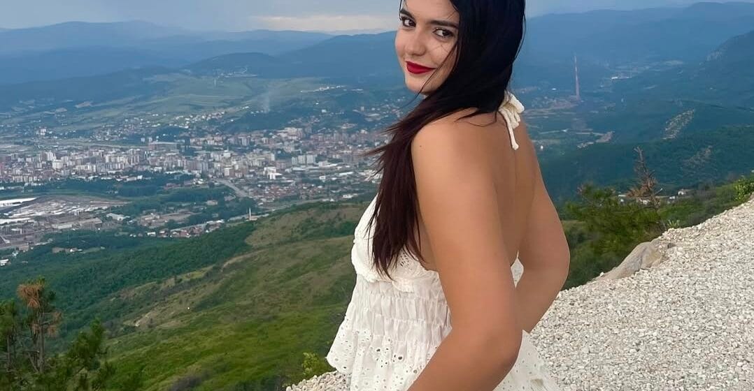 E zonja edhe për ‘verë’, Reja e Mihrijes vjen si kurrë më parë nga pushimet