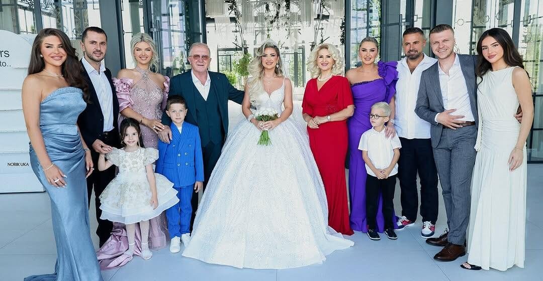 engji-1 Shyhretja e martoi çikën e vogël e krejt familja shkëlqyen në dasëm, por kjo është gjendja e tyre një ditë pas ahengut