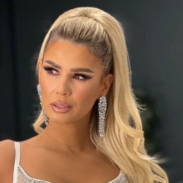 kaltrina-2 Nuk dinim shumë për jetën e saj, pasi u “zhduk”, lajmërohet Kaltrina Selimi dhe jep lajmin e madh –urime për të