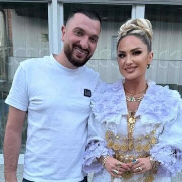 mergimi 2 Engji vishet me dimija edhe në ditën e tretë të martesës, ndërkaq Mërgimi me tesha të shpisë bën foto me nusen