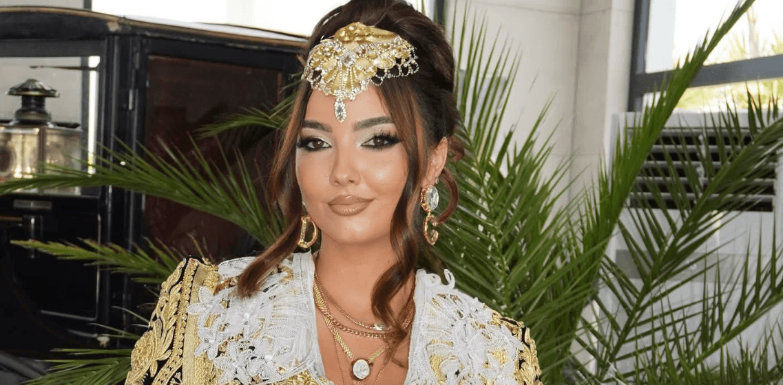 rita “Nuse Kosove”, Rita Haziri mahnit me pamje në veshje tradicionale