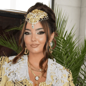 rita “Nuse Kosove”, Rita Haziri mahnit me pamje në veshje tradicionale