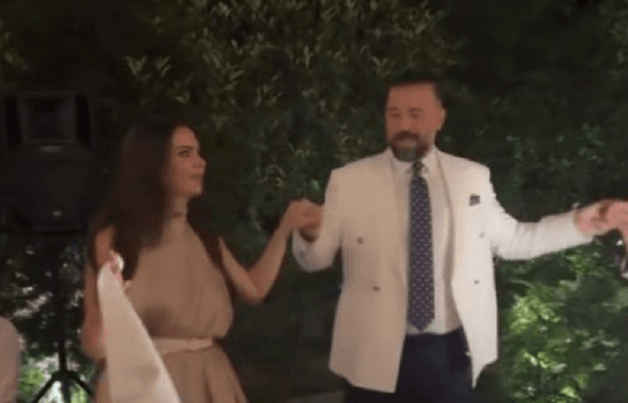 rugova Kjo është këngëtarja që e kalli dasmën e çikës së Rugovës, ia kushtoj edhe një këngë