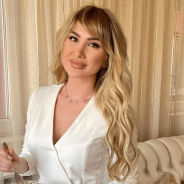 Engjëllushës i ranë kresë të gjitha punët e shtëpisë si grua e martuar, madje edhe bukën po e bën  për të gjithë