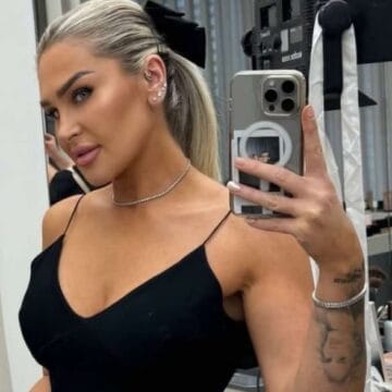 Çika e madhe e Shyhretës e bën tatuazh nënën në vendin ku e shohin të gjithë – do ta mbajë përjetë aty