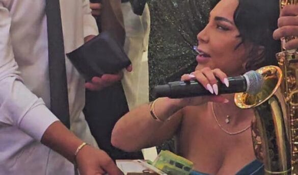 Teuta-Selimi-585x343 Teuta Selimit i ndodh e papritura në një dasmë ku po këndonte, momenti bëhet shumë viral – nuk duhet humbur