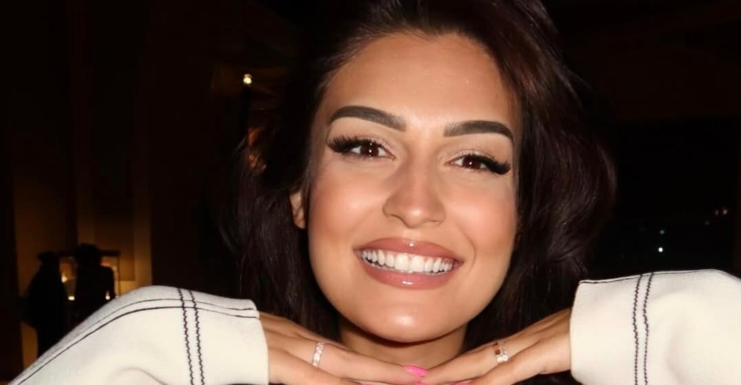 Kur të gjithë flisnin për ndarjen, Vesa Vllasaliu bën plane për martesë, do të bëjë kanagjegj e dasëm të madhe