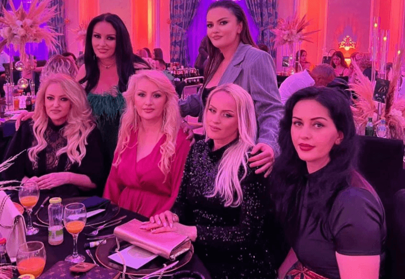 Pas tollovisë me rejën e Kumries, më në fund festë e madhe në familjen e Motrave Mustafa, kaq bukur qenkan rregulluar ato