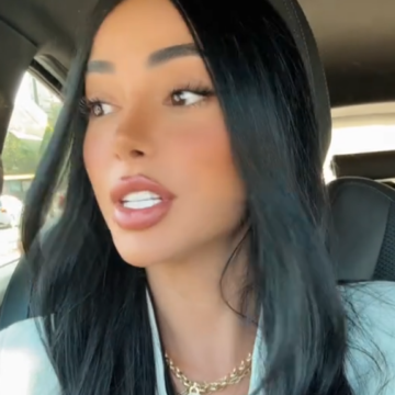 kader Kaderit ia preu rrugën Lumbardhi me veturë në rrugët e Prishtinës, ajo u bë nervoz, reagimi i saj shihet live në video