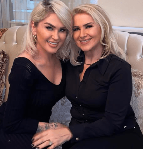 Capture Engji në pushime, e çika e motrës po i fejohet, këtë gjë nuk do t’ia fal as Shyhreti as motra e madhe Njomza