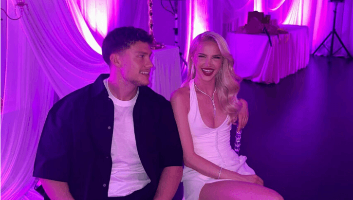 Driloni-Sara Ndoshta i keni harruar si duken bashkë, Driloni flet çka është një e zezë për Sarën, ajo ia paska bërë bllok pa iu trembur syri