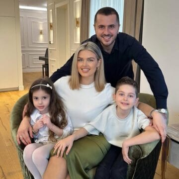 Learta po i numëron ditët në banesën e vjetër, ajo po ua tregon fëmijëve planin e shtëpisë së re