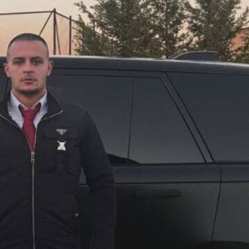 Don Xhoni merr një hap të madh në jetë, vendos t’i hyjë politikës dhe bën një kërkesë serioze për fansat