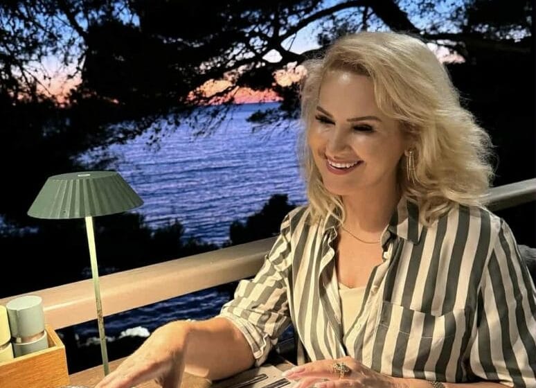 Nuk pritej ta bënte në këtë moshë, Shyhrete Behluli sapo publikoi një moment romantik dhe pak “intim” me burrin e saj