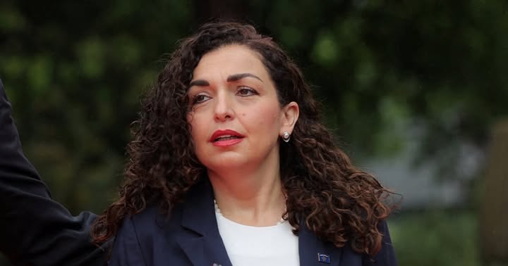 567536257_675985641909692_6615205463914610616_n Dhimbje e madhe për Vjosa Osmanin, i vdes personi shumë i afërt në lule të lirinë