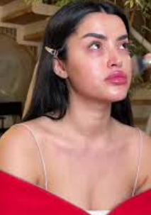 Unbenannt Anisa Veselit i ndodhi e papritura gjatë xhirimeve , ajo shtrihet në spital dhe është gjendje të keqe emocionale