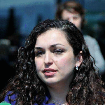 Unbenannt Vjosa Osmani me fjalë prekëse për personin e afërt që i vdiq sot, s’do të mund t’i mbani lotët