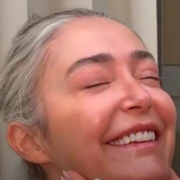 anitaaaaa Gruan e Ramush Haradinajt nuk do ta njihni më, ajo ka ndryshuar krejt, në pleqëri bëri atë që nuk i ka hije