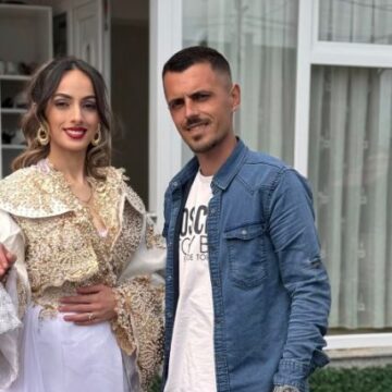 Gruaja e të riut që vdiq në aksident në Bresje i përloti të gjithë me fjalët për burrin: Do të dua deri n’fund t’jetës