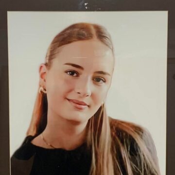 E dhimbshme: Kjo është vajza nga Kosova që humbi jetën në aksidentin e rëndë në Gjermani