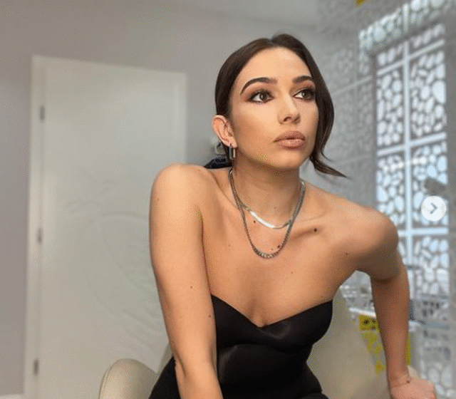 -640-0-621fbe78be7a5 Jonida Vokshi uron bashkëshortin e saj në një mënyrë tejet të veçantë, e quan atë me një emër ndyshe por me plot dashuri