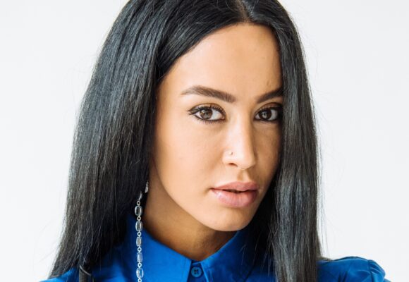Dafina Zeqiri e paska vjehrren të re e si zonjë; ajo thot që është krenare me të, sa nuse e mirë po tregohet