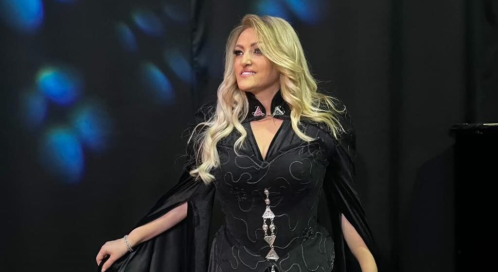 Safetja me sfida e dhimbje: I vdiq burri në moshë të re, e u martua sërish – dalin detaje se si arriti të ngrihet në këmbë pas krejt vështirësive