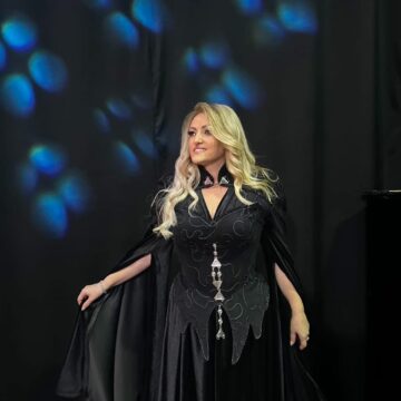 Safetja me sfida e dhimbje: I vdiq burri në moshë të re, e u martua sërish – dalin detaje se si arriti të ngrihet në këmbë pas krejt vështirësive