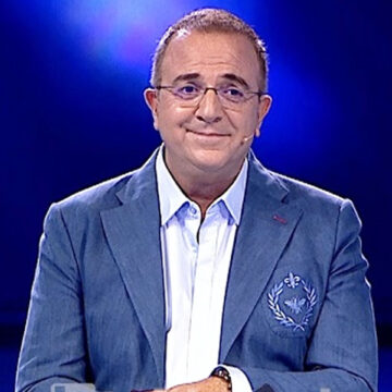 Arditin e njohin të gjithë por njihuni edhe me gruan e tij, qenka një zonjë e vërtetë