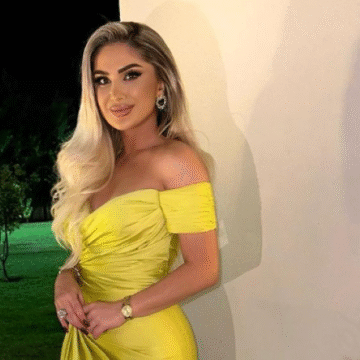 Lajmet për shtatzëninë e saj morën dhenë, Engjëllusha për herë të parë zbulon barkun e saj