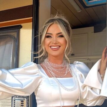 engjellushasalihu_448737635_1602038607014797_8337811836250308462_n Engji bënë krahasim mes bukës së nanës dhe asaj të vjehrrës, kë zgjedhi ajo në fund