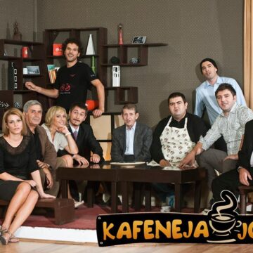 Bëhuni gati,” Kafeneja jonë” po rikthehet, aktorët e serialit të shumëpëlqyer janë mbledhur dhe po diskutojnë