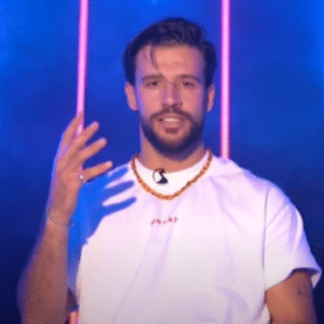 lumbardhi Lumbardhi përkrah njërin nga banorët e BBVK-së, lidhja mes tyre qenka më e veçantë se sa mendohej