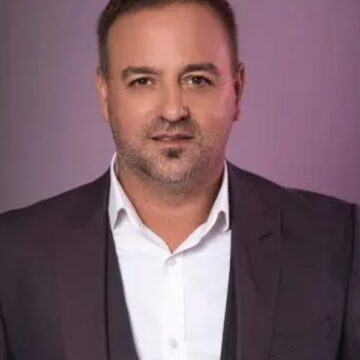 Nexhati publikon foton më të bukur familjare, vëmendjen mori gruaja e tij, e paska bërë trupin si peshk