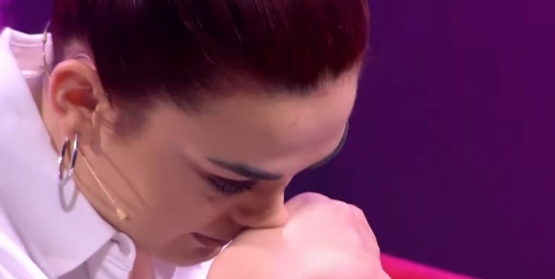 rrrrrr Albina Kelmendi na rrënqeth trupin me fjalët për humbjen e personit të dashur