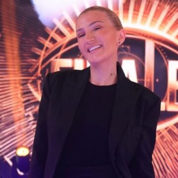 sara hoxha Sara Hoxha tregon pamjen e shtëpisë së Big Brother VIP Albania, qenka e mbushur me pasqyra