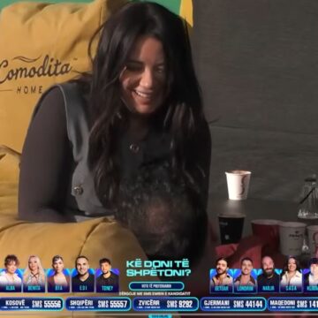 sasa (1) Sasa mërzitet , shpreh që don ta bëjë për vete Kushtrimin por nuk mundet