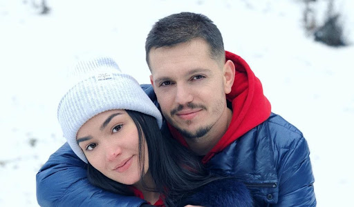 unnamed-1 Zbulohet e vërteta për ndarjen e Klea Hutes dhe Elgit Dodes. Më në fund çifti e ka sqaruar historinë