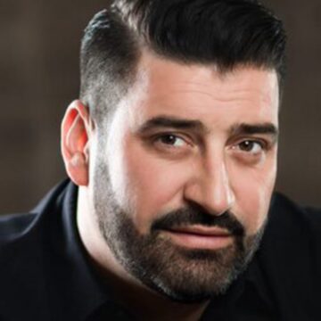 unnamed Meda nuk flet dy herë por ja qet pikën , i ka dy fjalë për personin e zemrës