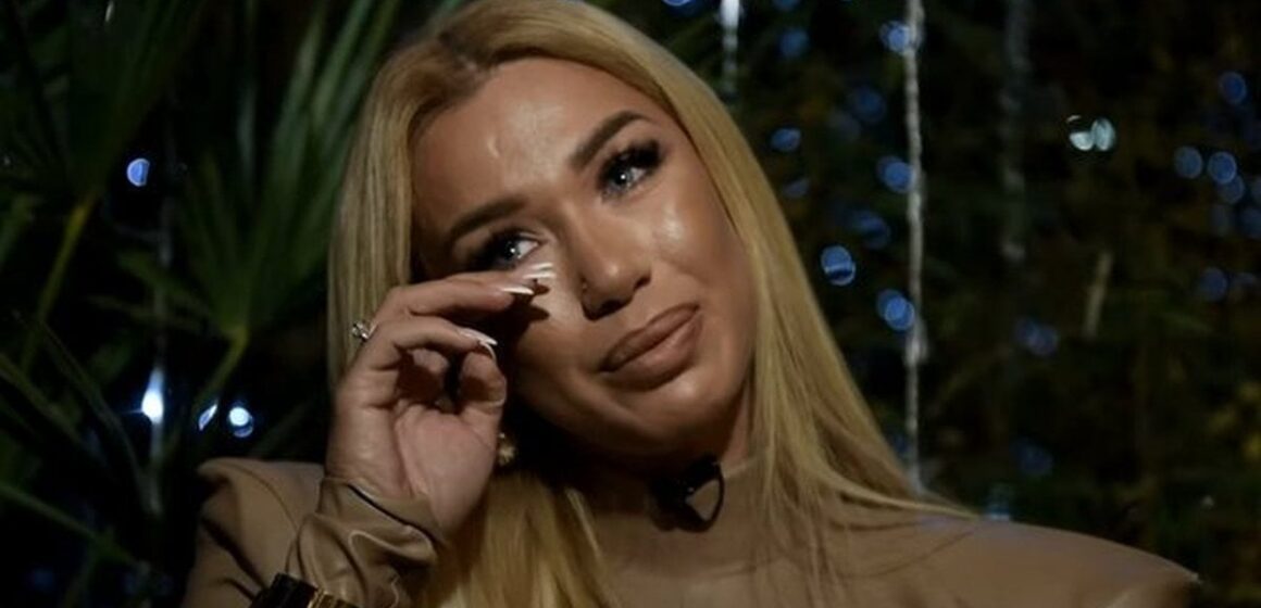 Një ditë pas varrimit të Shpat Kasapit, Adelina Tahiri e “tronditi” një shqiptari me deklaratën e saj