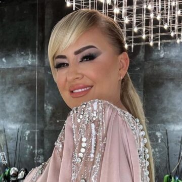 IMG_5499 A ju kujtohet Shqipe Abazi, duket krejt ndryshe pas kaq kohësh