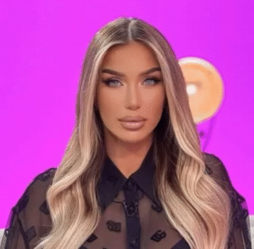 Adelina Tahiri më e emocionuar se kurrë, iu lind një vajzë por e kishte fshehur për kaq kohë