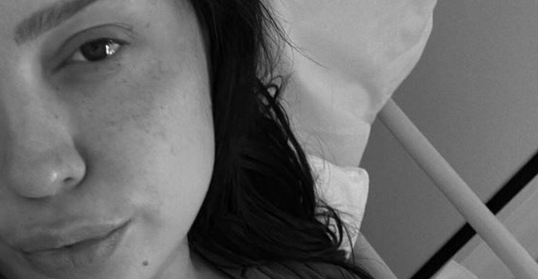 IMG_6083 Vetëm pak ditë pasi u bë nënë për të dytën herë, Eixhel merr goditjen e madhe në jetë, s’do të mund ta përballojë