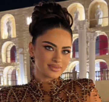 IMG_6120 Reja dhe vjehrra s’po ia lëshojnë rendin njëra-tjetrës, por kësaj radhe Gëzimja ia ka kaluar Remzijes me dukjen e saj dhe fustanin me diamante