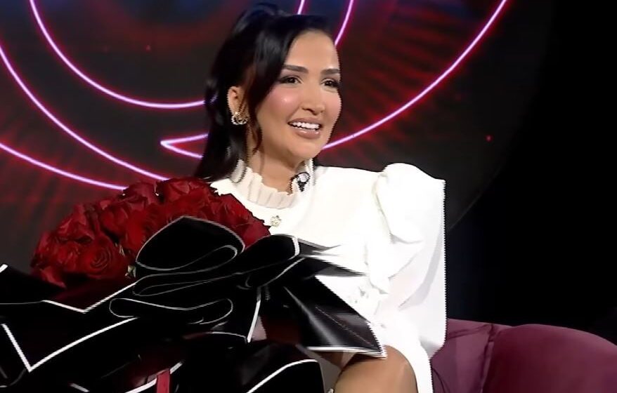 Xheneta Fetahu përjeton momentin më të bukur si grua, pranon buqetë të bukur lulesh – e paska burrin romantik