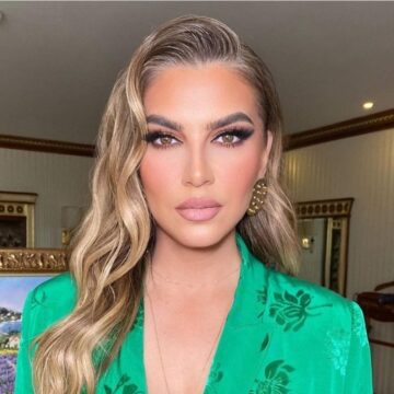 leonoraaa Një natë pas “Prime”, Leonora Jakupi merr goditjen e rëndë, kërkohet largimi i saj nga ajo karrige