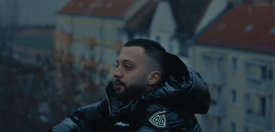 GJESST Dhimbja e shpirtit për vëllanë e ndjerë, në një këngë të vetme, Gjesti i bëri me lot shqiptarët me projektin e fundit