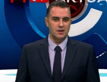 IMG_6217 E mbani mend Benet Kaqin, ai rikthehet pas kaq vitesh madje prezanton edhe familjen e tij, sa shumë paska ndryshuar