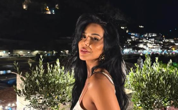 IMG_6934 Efi thyen heshtjen, tregon më në fund për jetën e saj private, kaq interesant se kishim menduar