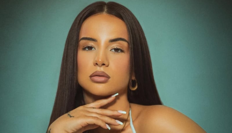 rinnn Rina Balaj më në fund konfirmon se është në lidhje të re, tregon se kush është djaloshi që ia mori zemrën